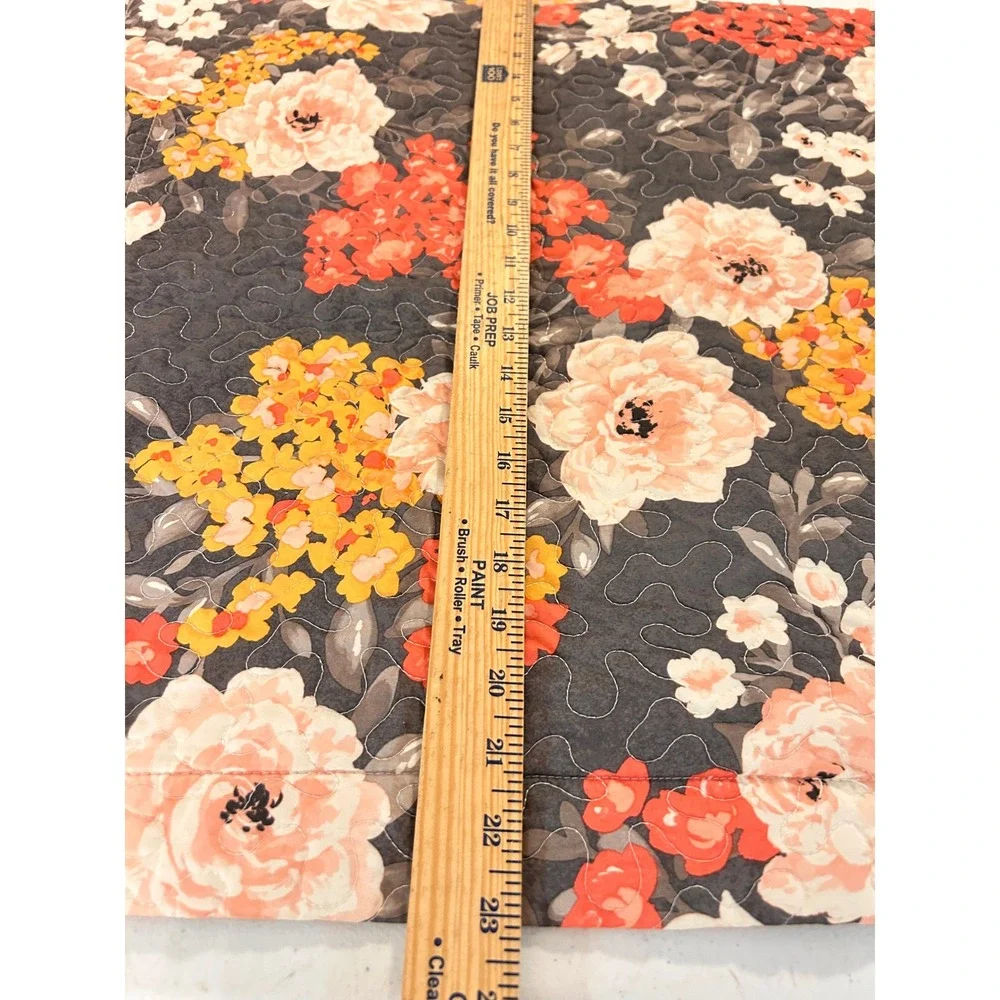 Standard Size Quilted Floral Pillow Shams Set of 2  Envelope Closure